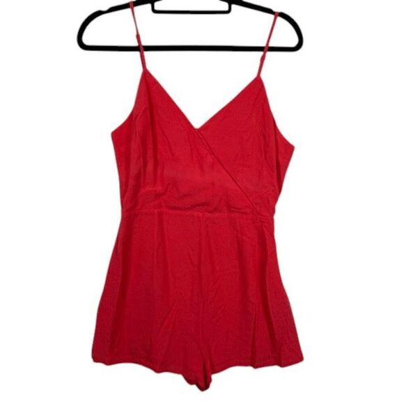 BB Dakota Short Romper Coral Zip Back Adjustable Straps Lined Shorts Size 4 - Picture 2 of 13